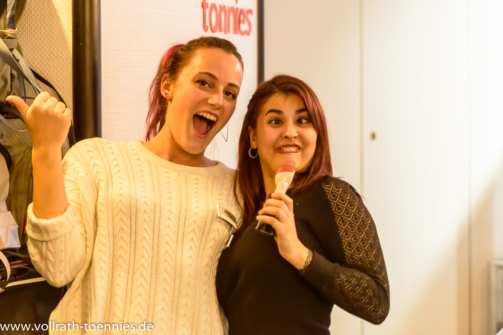 2019 11 23 Karaoke Party 0370